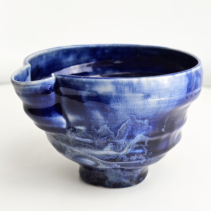 Pouring Bowl 04