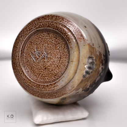 Bottle Vase 08